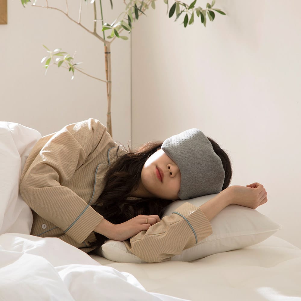 수면안대 고르는법 착용 예시