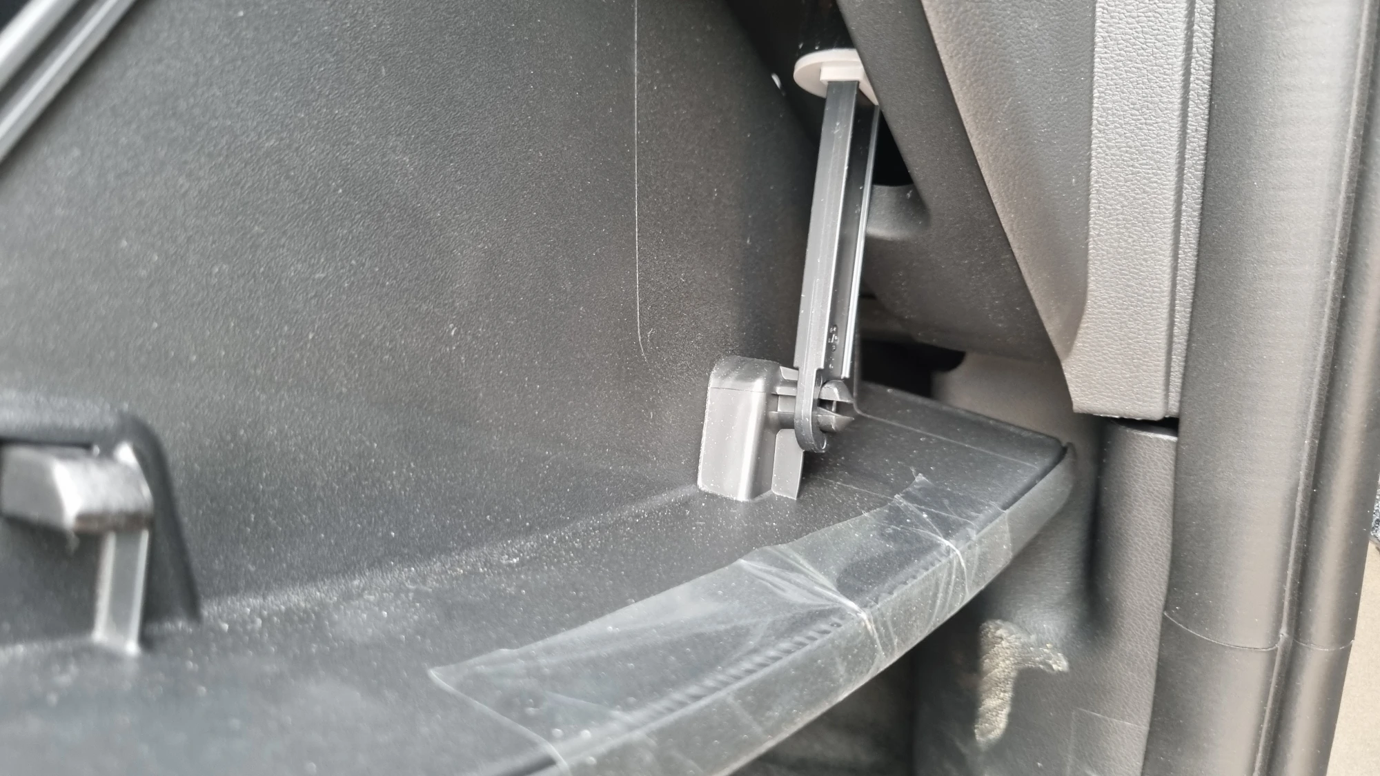 글로브박스 고리