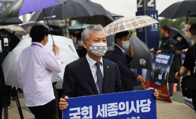 홍성국 더불어민주당 최고위원 당선