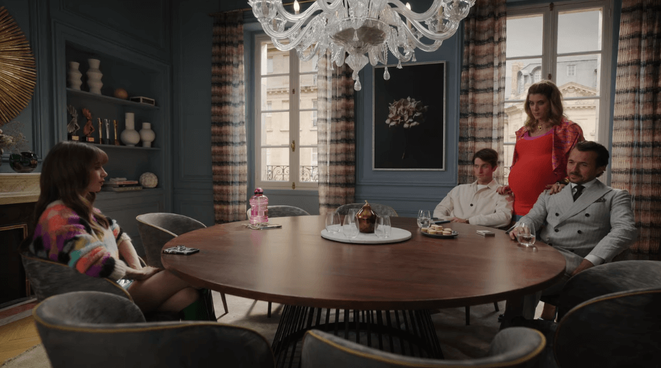 에밀리-파리에-가다-시즌3-1화