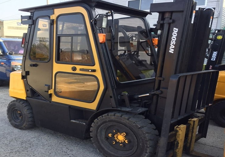 두산-지게차-캐빈-시공