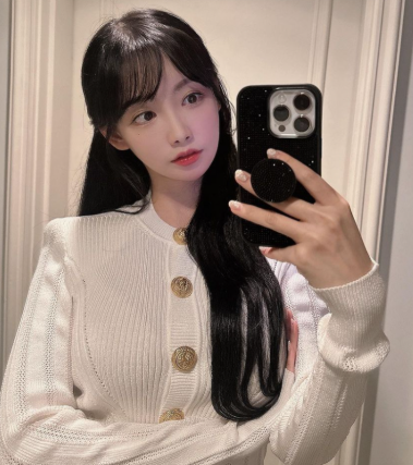 곽민선 아나운서 사고 후 방송 복귀│안경을 착용한 회복 중 근황