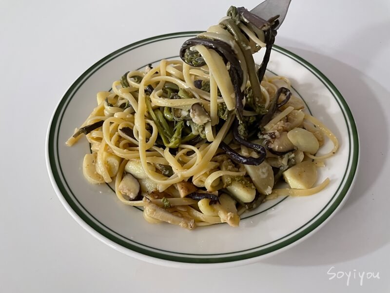 고사리-파스타-먹기