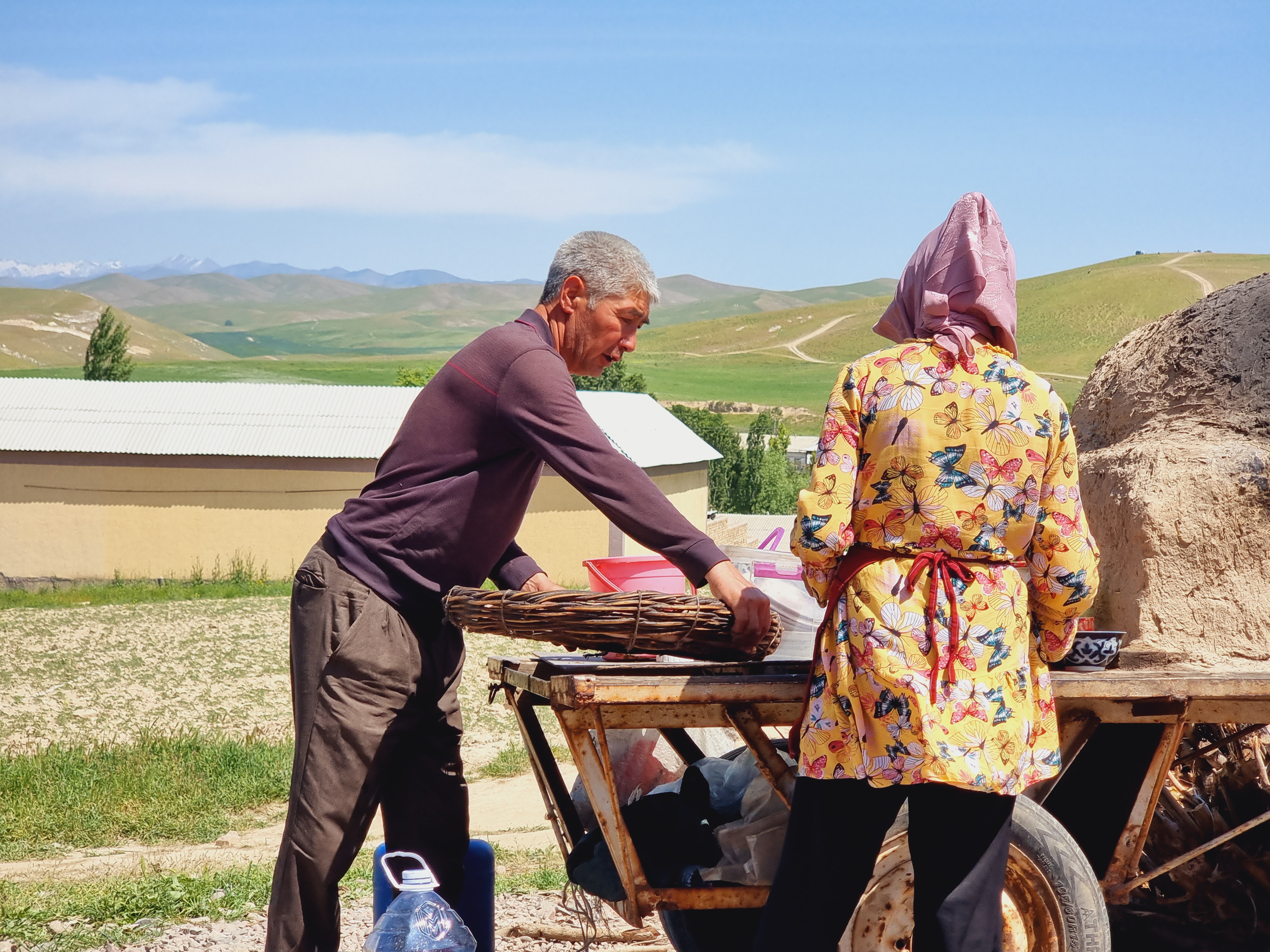 솜사 화덕과 간이 식당