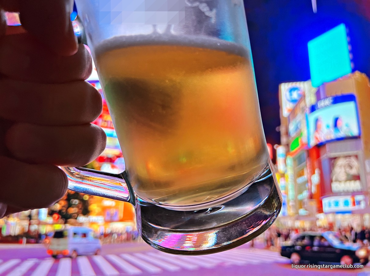 쿠어스(Coors) 맥주를 즐기는 사진