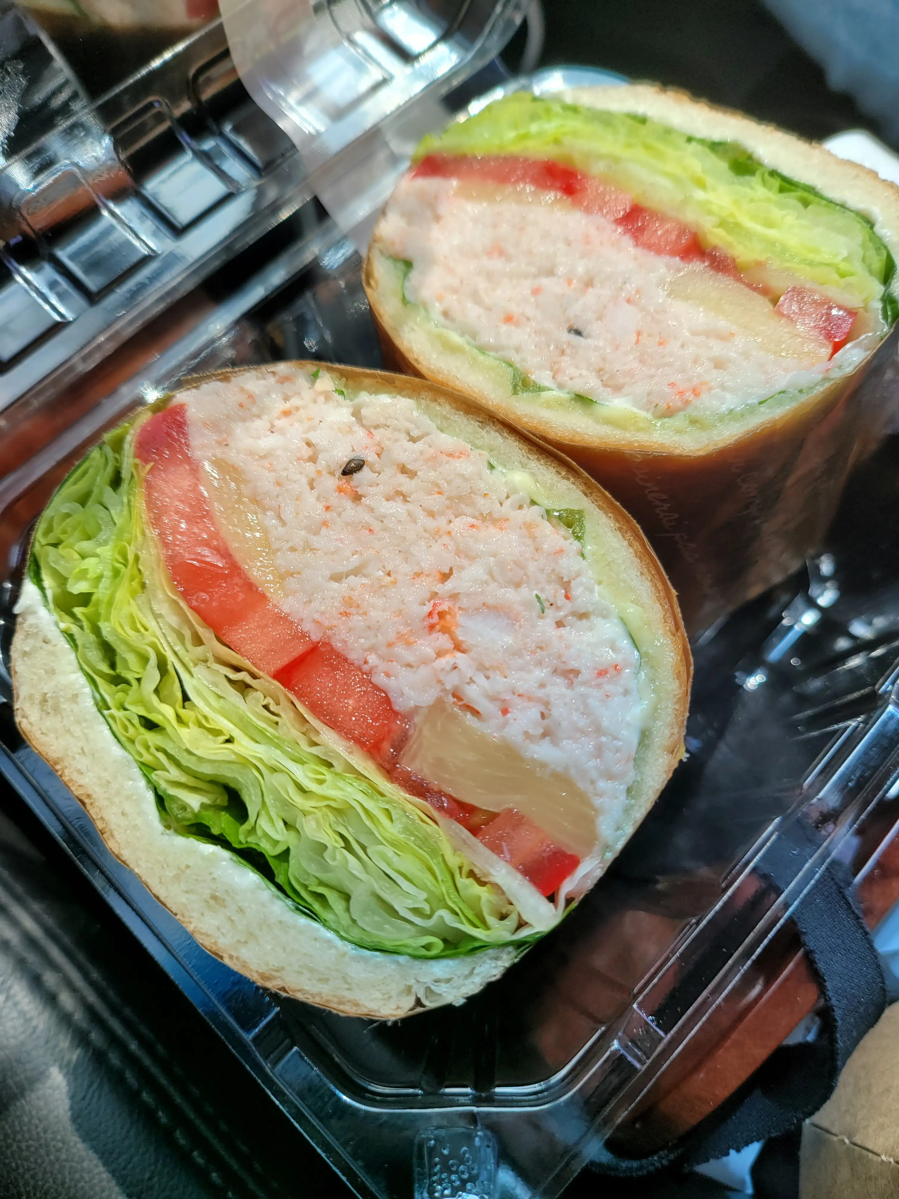 토요일은 밥이좋아 토밥 오픈부터 줄서는 식당 극강의 감칠맛을 자랑하는 홍게 샌드위치 동해 속초 맛집 추천 토밥즈 방송정보