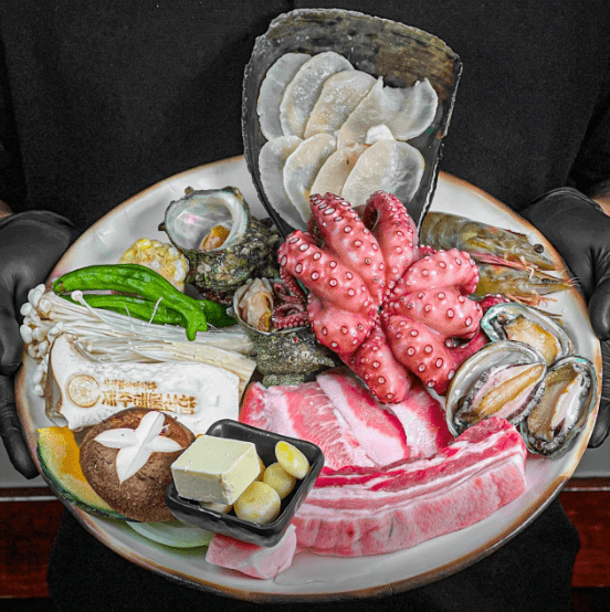 올레시장 맛집 "흑돼지해물삼합" 음식