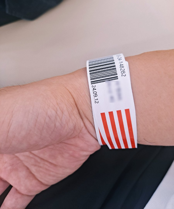 헌현의집 손목띠