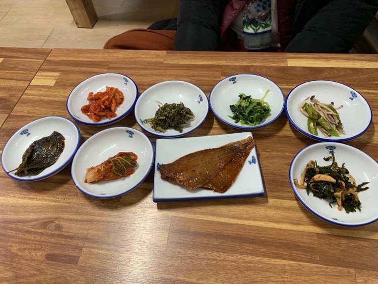 송도회식당 반찬