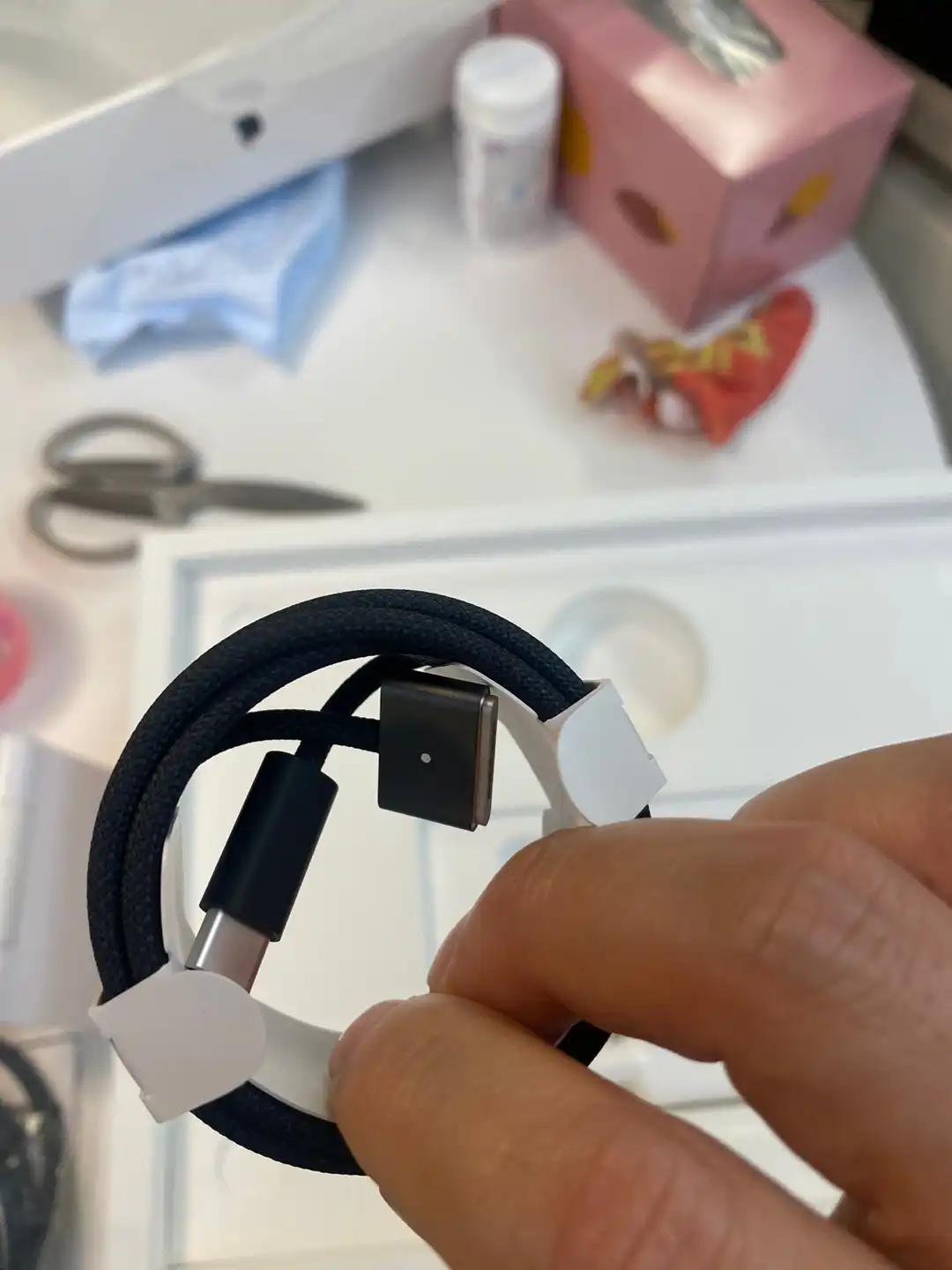 전원케이블-이미지