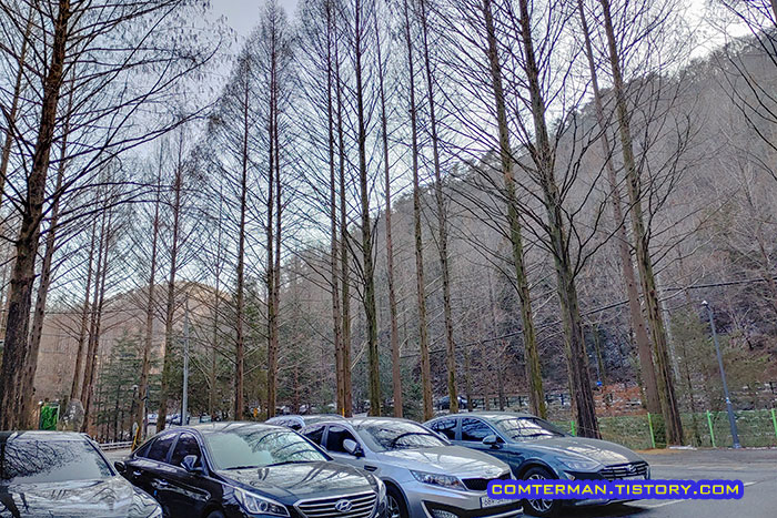 장태산 자연휴양림 주차장