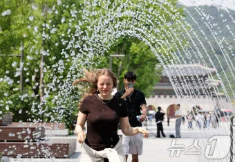 초여름 소나기 대형마트 주차 진입 시간대 팁_13