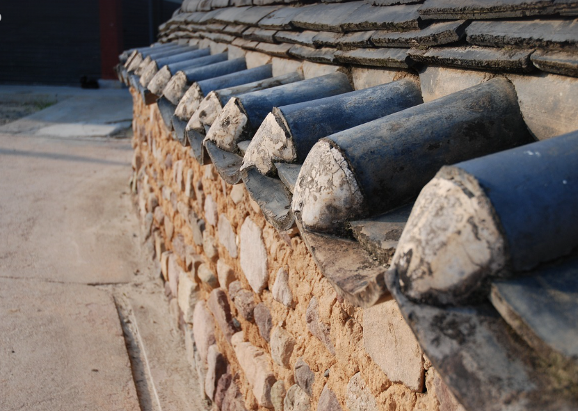 "소규모 도시 여행자의 필수 가이드: 꼭 가봐야 할 문화와 장소들"