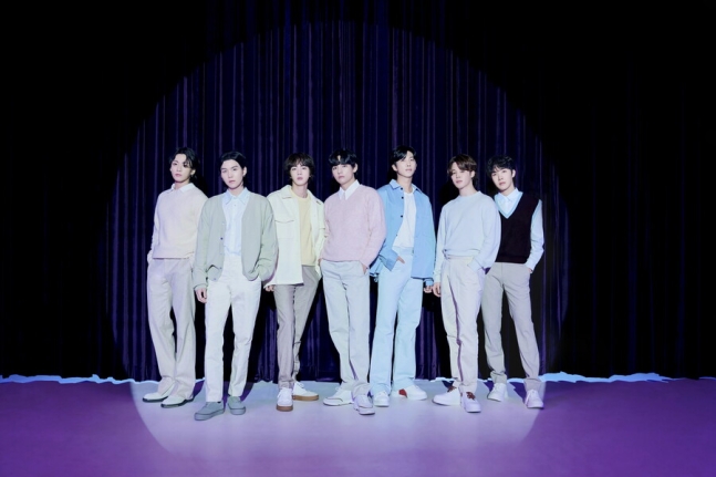 BTS 방탄소년다 RM 지민 정국 뷔 슈가 제이홉 진
