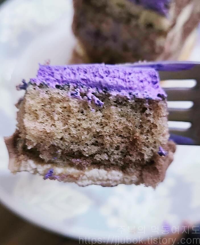 빌리엔젤-우주-케이크-디테일-2