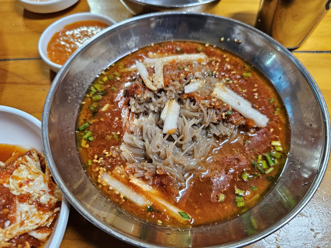 영등포 당산동 족발 '허브족발'