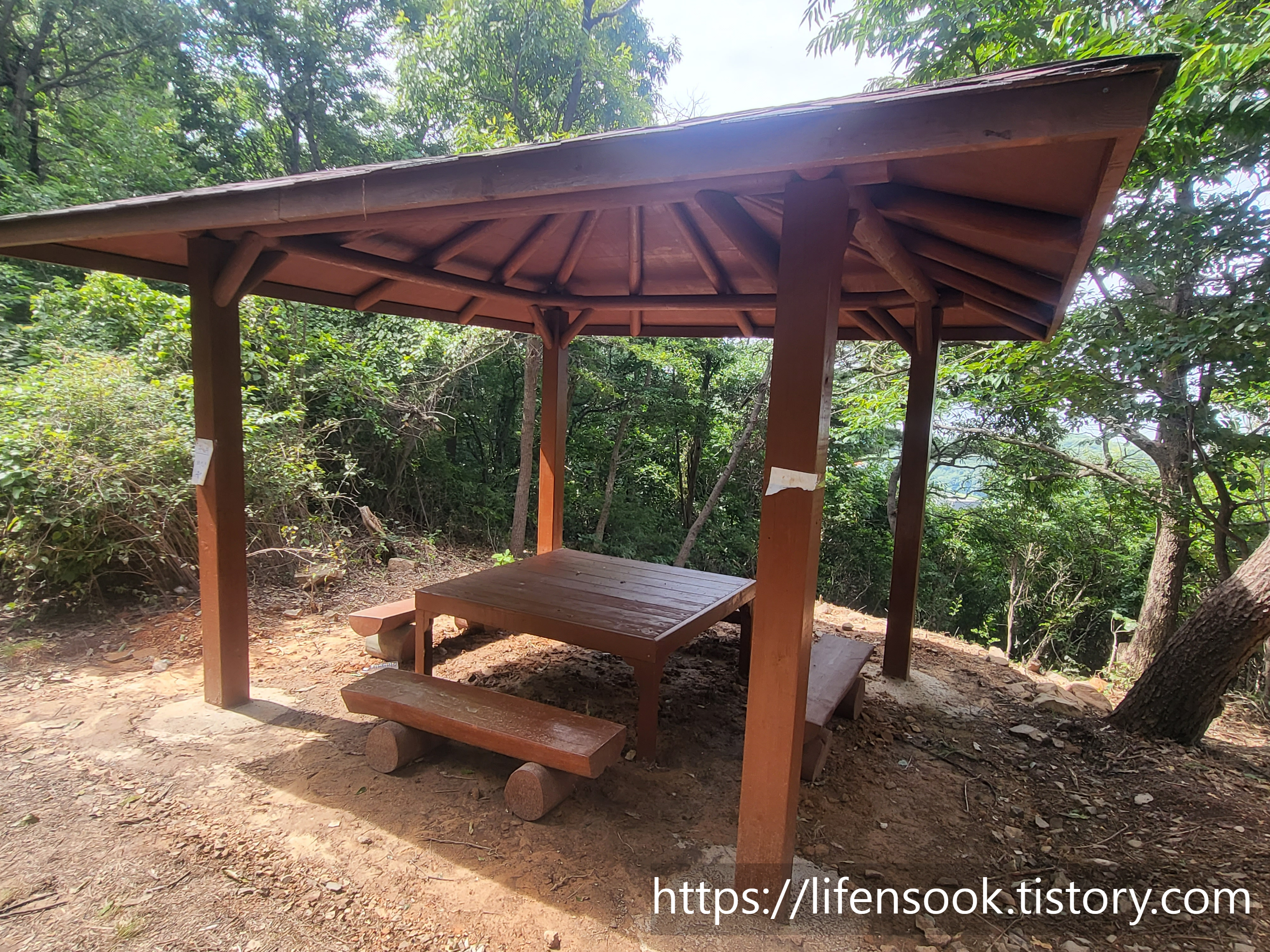 대부해솔길 3코스 큰산 쉼터