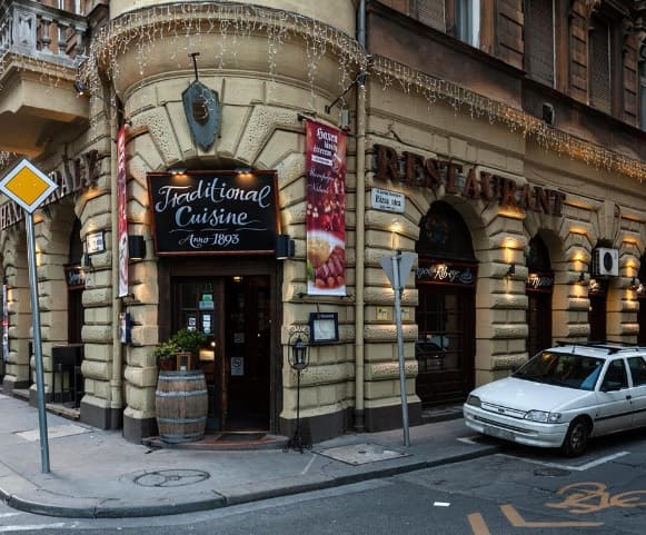 동유럽 부다페스트 헝가리 꼭 가봐야 할 음식점 Kiraly 100 Gastro Corner