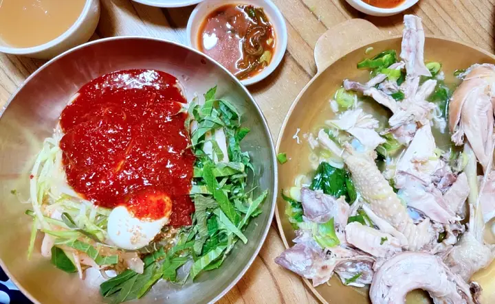 생활의달인 은둔식달 아산 3대 온면 밀면 비빔밀냉면 밀냉면 달인 충남 아산 냉면집 맛집 신정식당 위치 어디