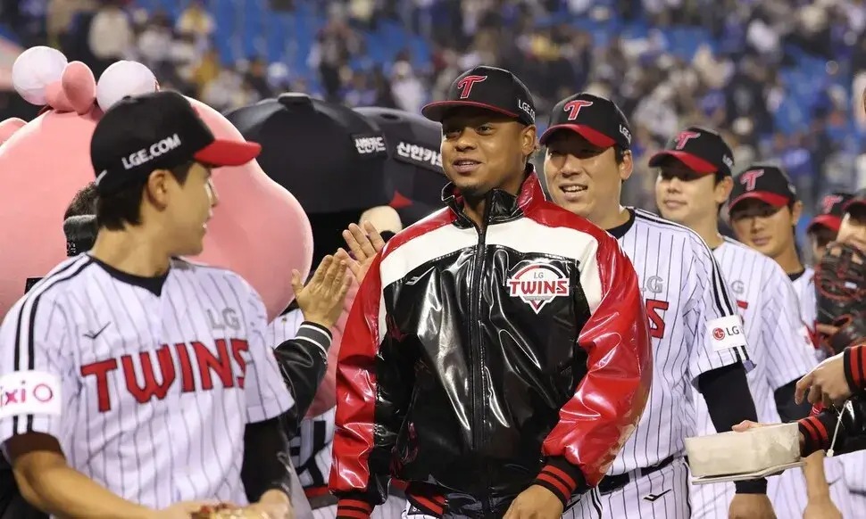 에르난데스의 부활과 철벽 불펜…LG, 팀 노히트노런으로 단독 선두 질주