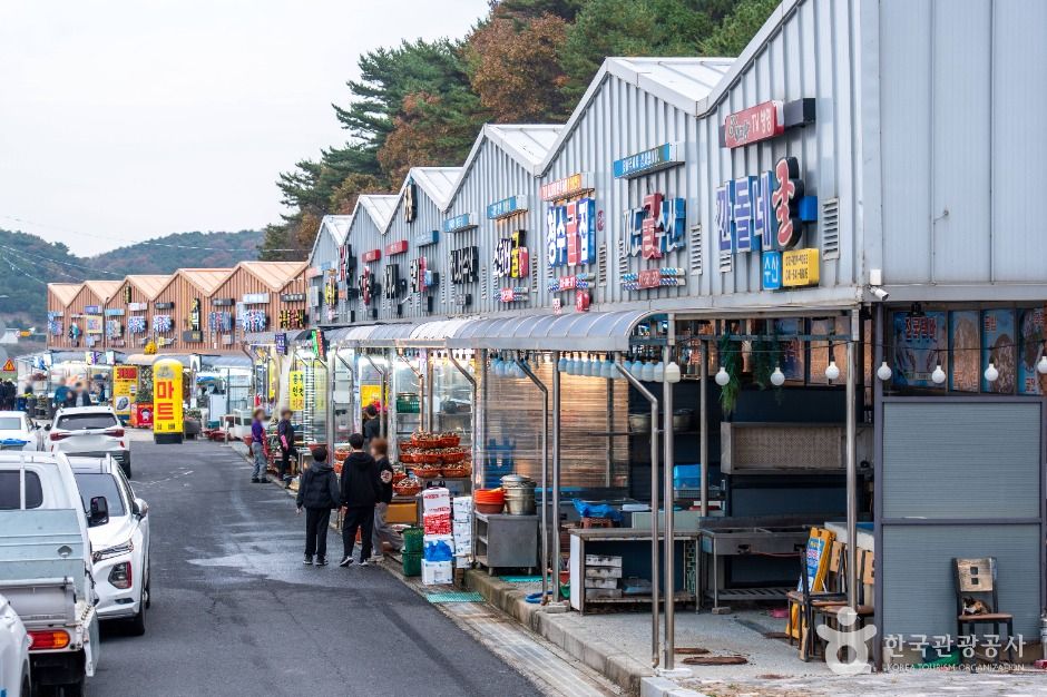 천북굴단지 굴축제 분위기