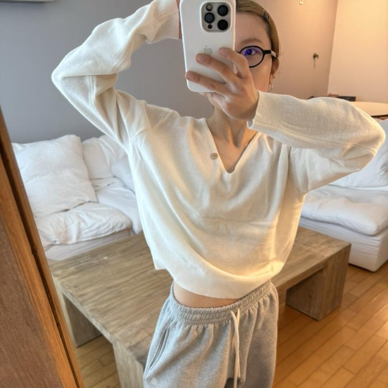 세미크롭니트 봄 캐시미어 브이넥 니트 언유즈얼