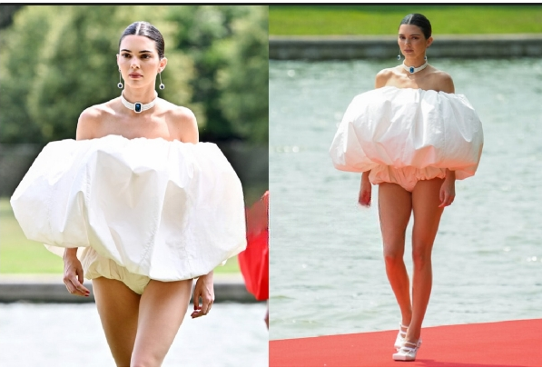 켄달 제너가 기저귀를 연상케 하는 미니 플러피 드레스