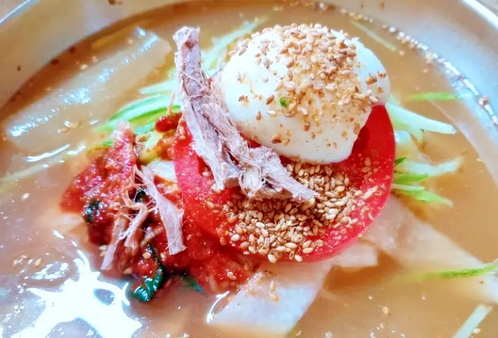 생활의달인 은둔식달 아산 3대 온면 밀면 비빔밀냉면 밀냉면 달인 충남 아산 냉면집 맛집 신정식당 위치 어디