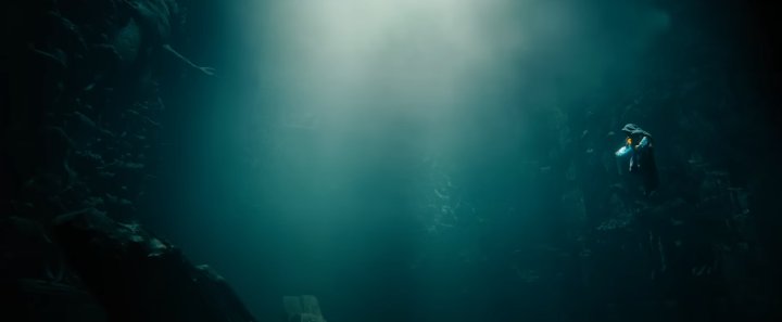 오래된장소속에허공에떠있는드웨인존슨