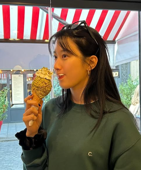 문가영 