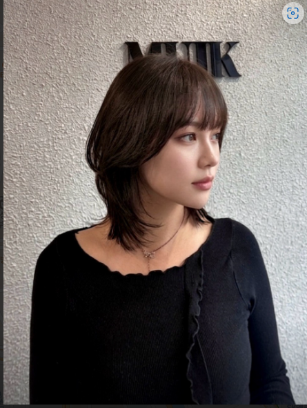Chic Korean wolf cut and dark hair color at Mooik Hair in Jeonpo-dong