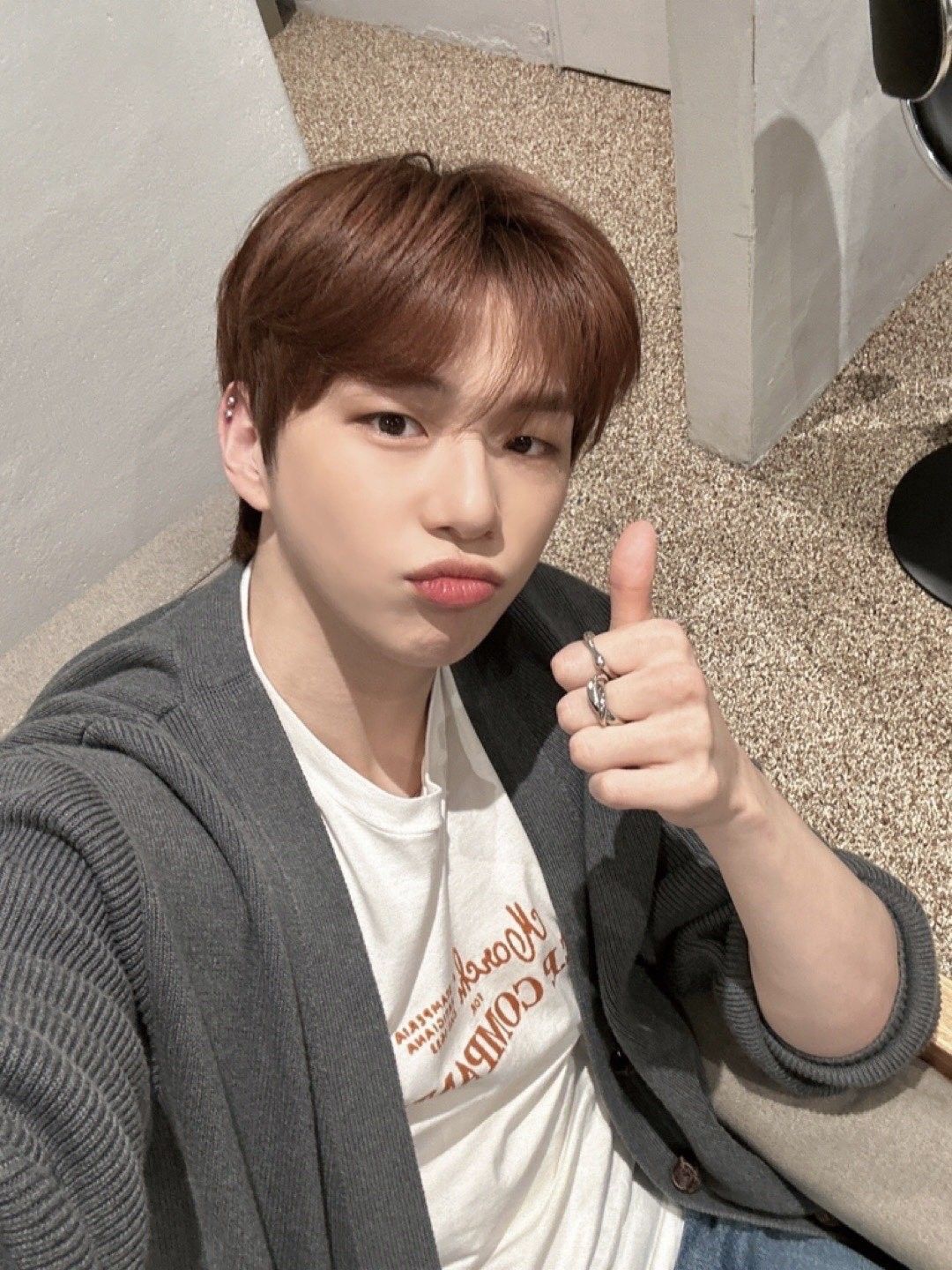 강다니엘 입대 나이 논란 워너원 프로듀스101 키 몸무게 MBTI 혈액형 군대 제대 프로필