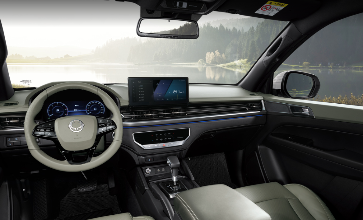 렉스턴스포츠 실내