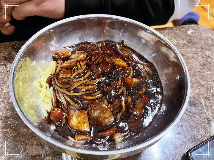 백반기행 40년 전통 달인 노포 중국집 문희경 편 비빔 짬뽕 탕수육 울진 맛집 소개