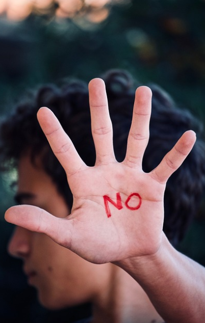 거절하는 기술: 인간관계를 깨지 않고 '아니요' 말하는 법