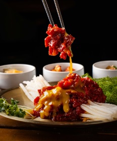 생생정보 믿고 떠나는 스타의 고장 가수 박남정 경남 한안 한식 맛집 탐밀