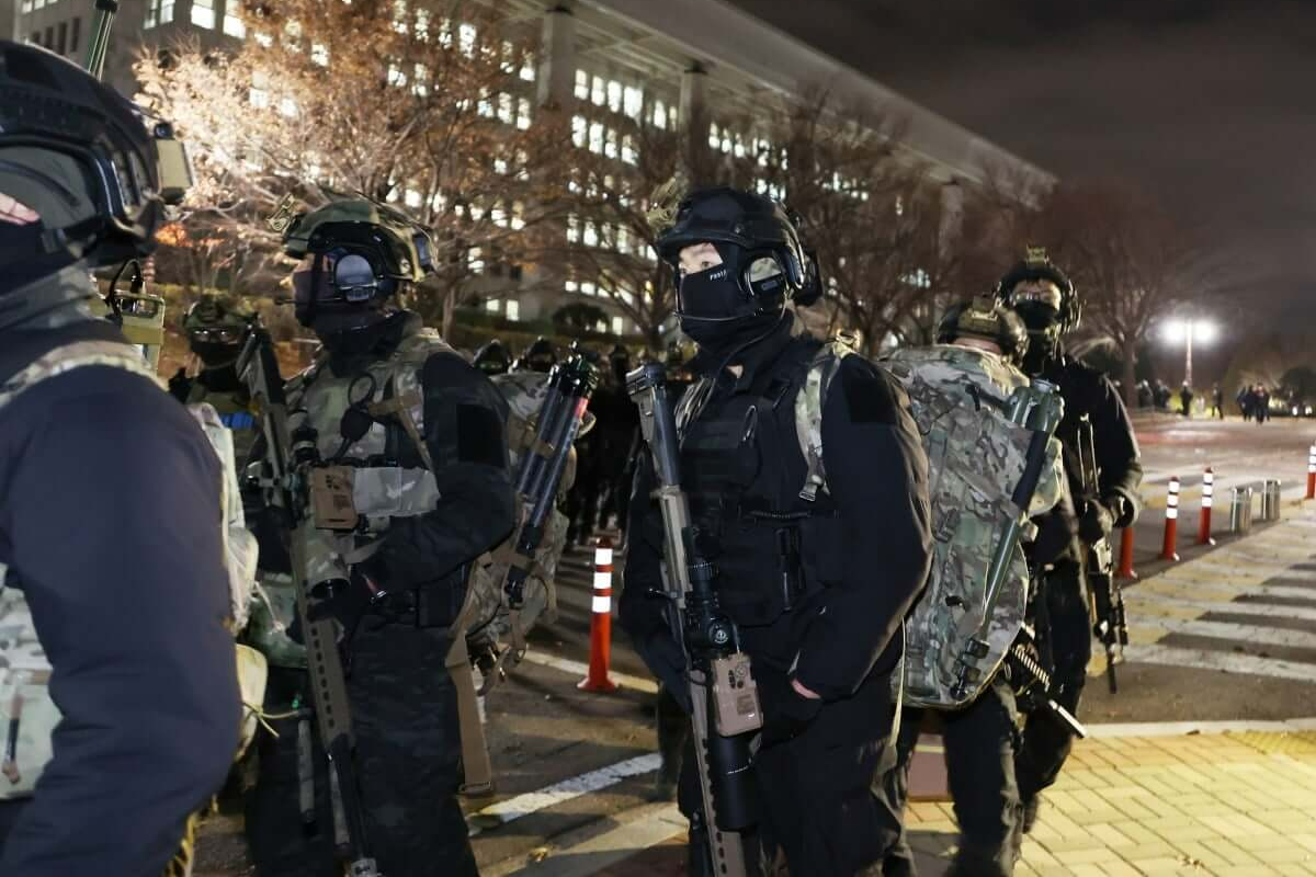 윤석열 대통령 비상 계엄 선포