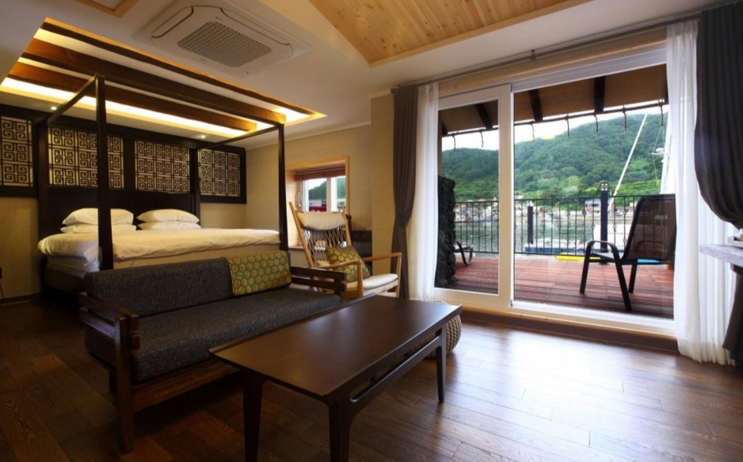 통영 한산 마리나 리조트 오션 스위트