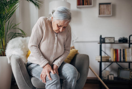 관절염 초기증상&amp;#44; 치료법&amp;#44; 관절염에 좋은 음식 총정리 (2024ver)