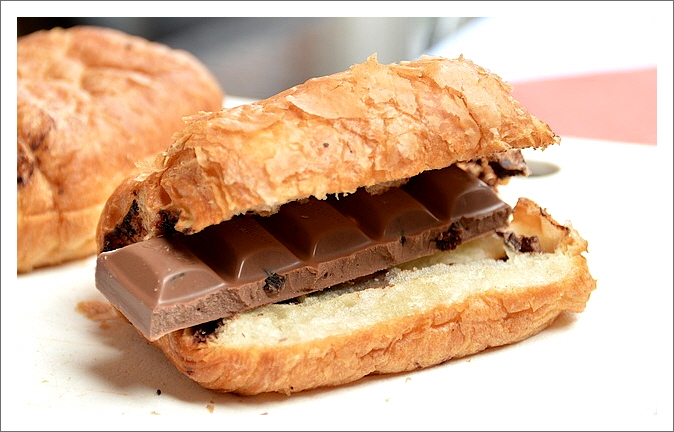 중성지방-쵸콜링-빵