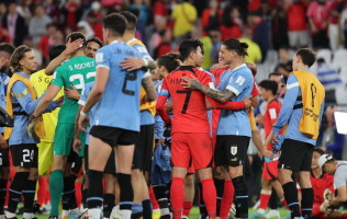 손흥민 안와골절 마스크