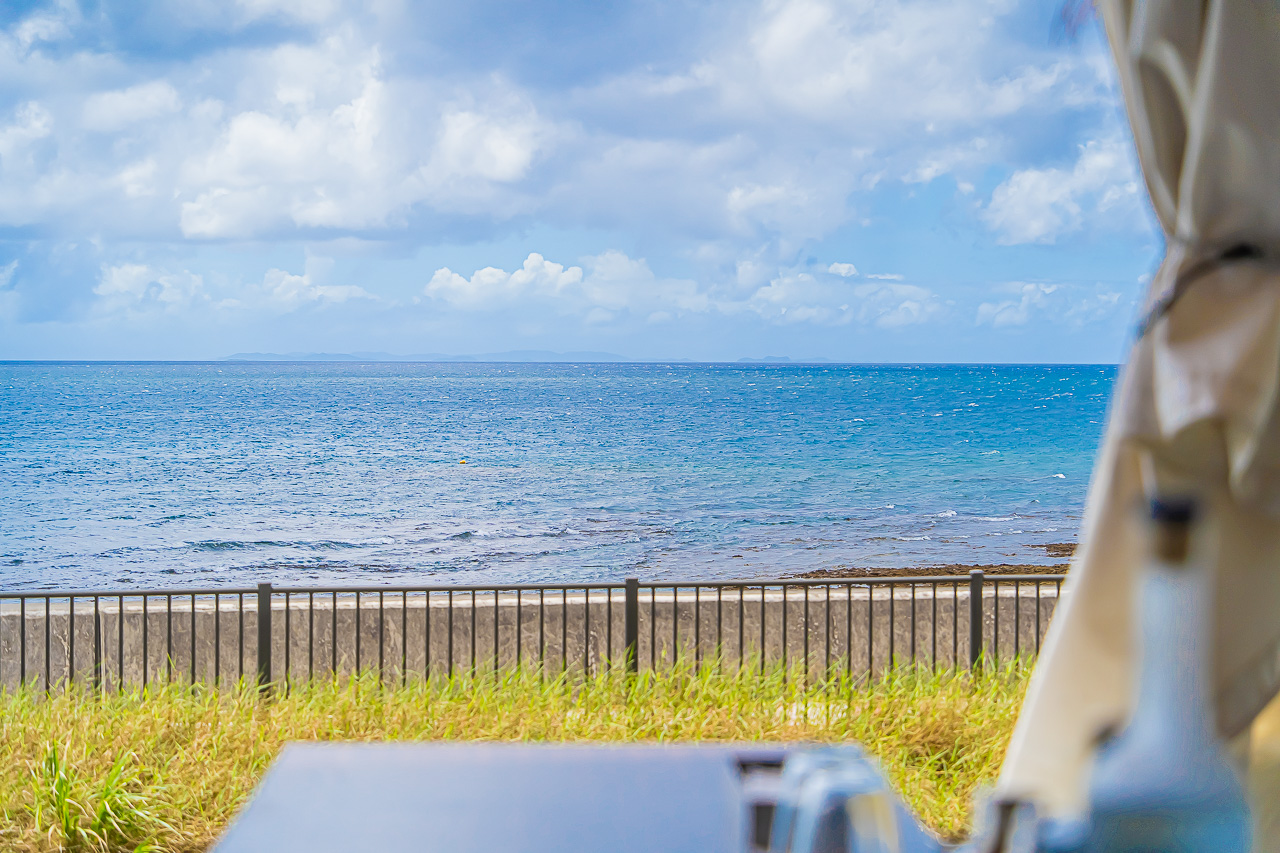 Original article image: A Pause beside the Sea: Transit Café, Sunabe, Okinawa