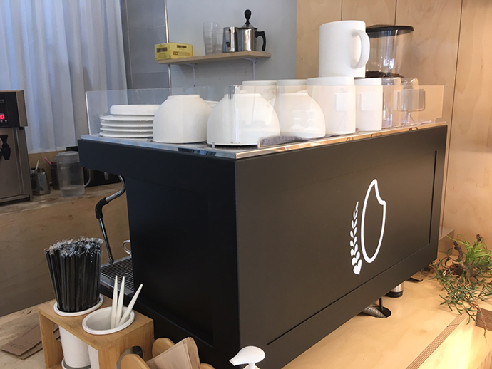 인라이크-커피-머신