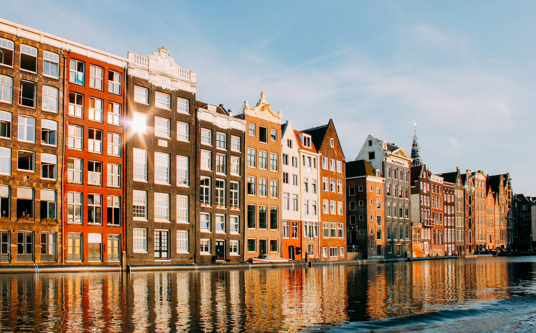 암스테르담 : 반 고흐 미술관, 안네 프랑크의 집, 자히 마켓