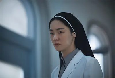 검은 수녀들 전여빈 2