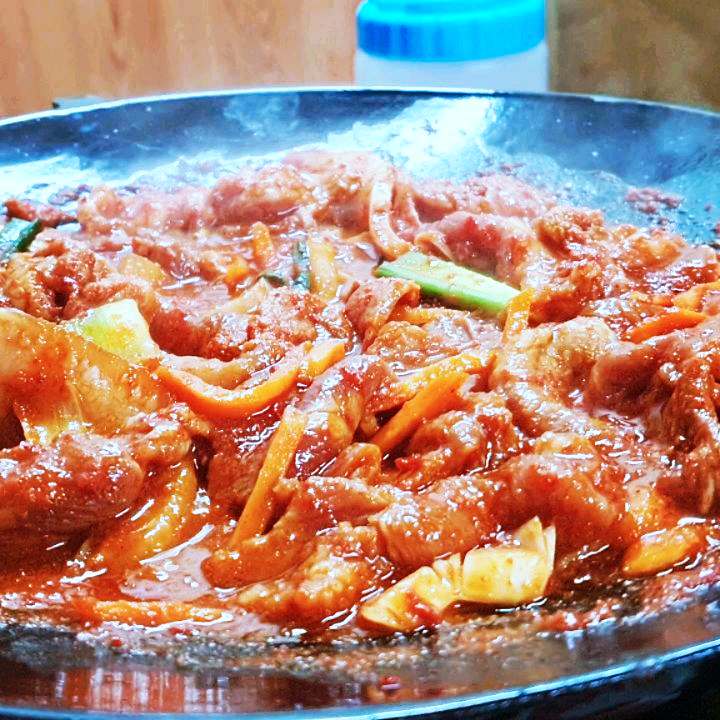 생방송오늘저녁 돼지 주물럭 돼지육회 두물머리 용문사 현지인들만 아는 찐 로컬 맛집 정육점 식당 양평 맛집 추천