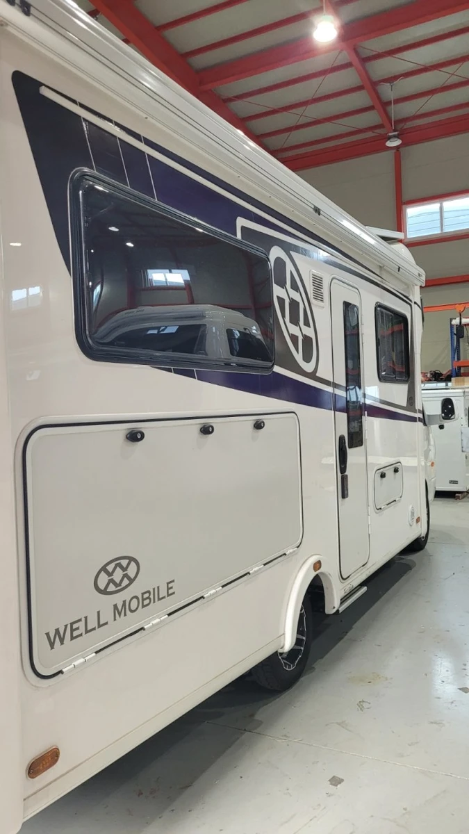 캠핑카시대 - 캠핑카