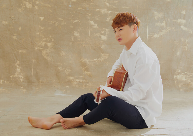 기타치는 박서진