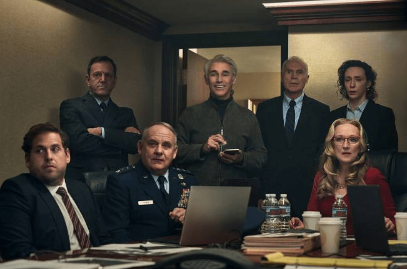 조나힐-메틸스트립-돈룩업-스틸컷