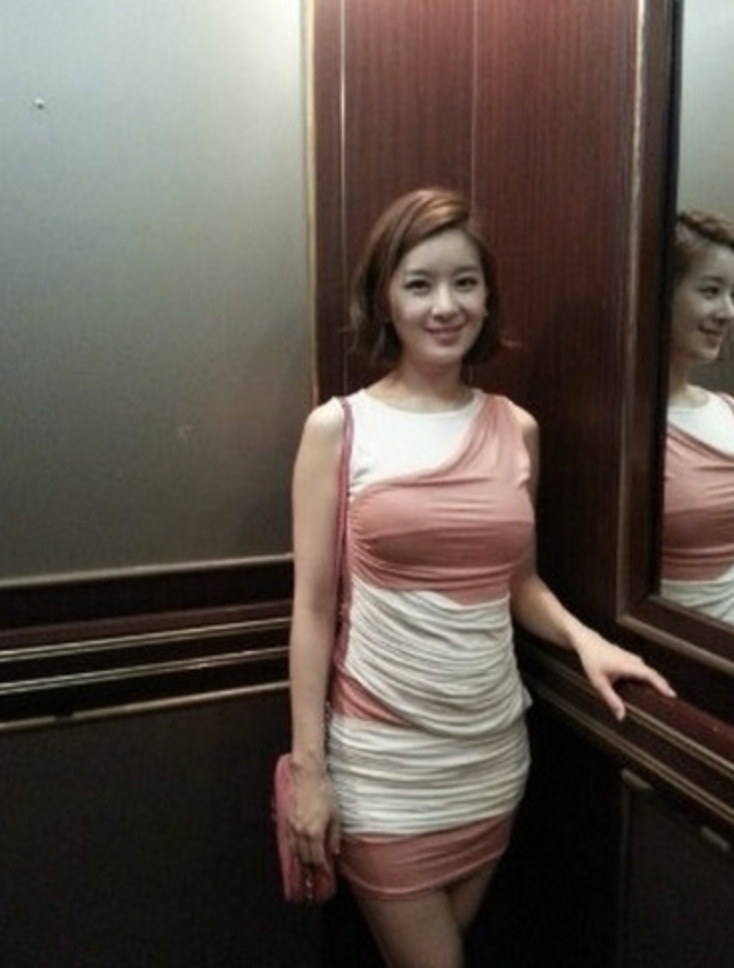 이슬기 출근룩 몸매